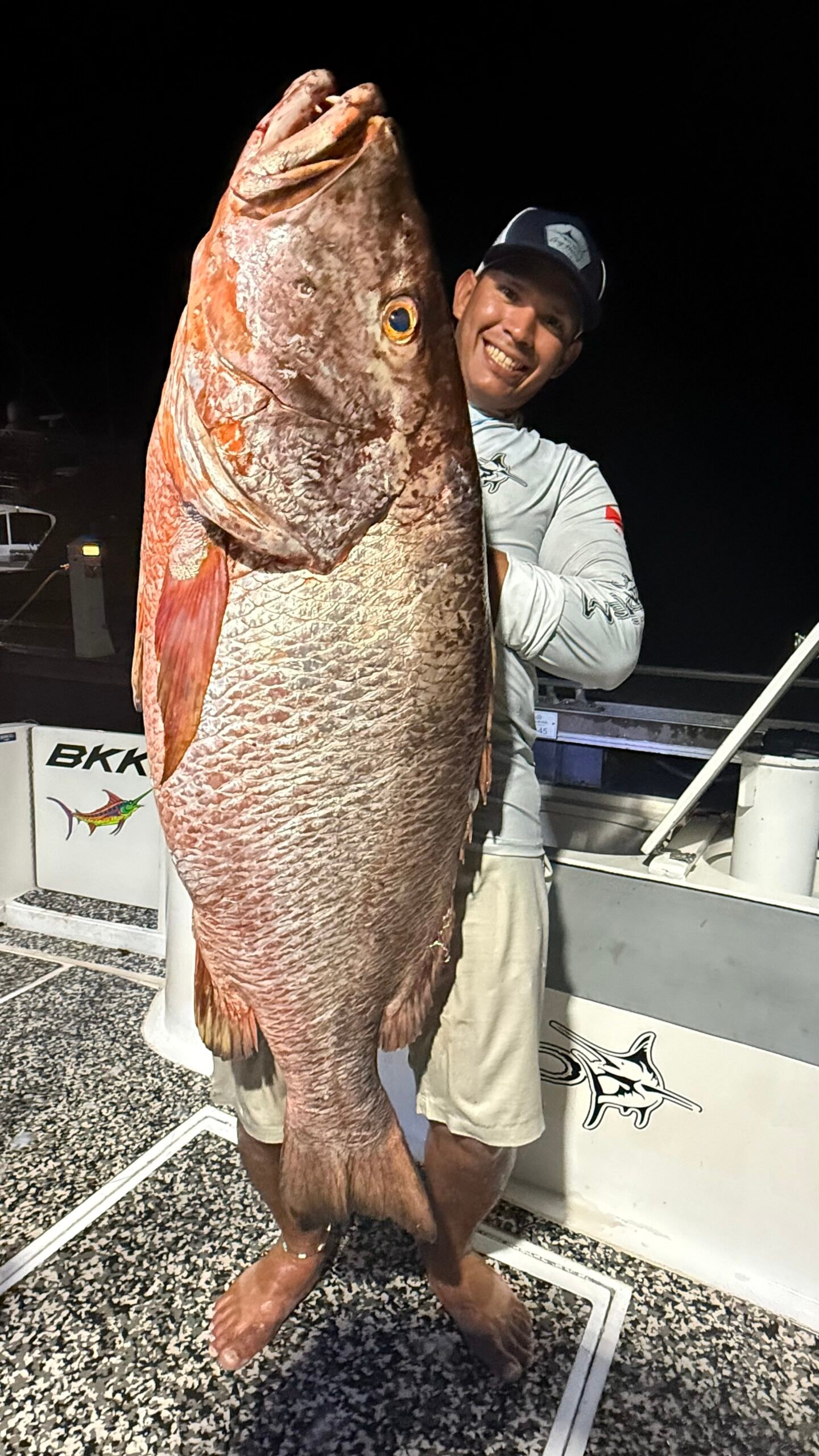 Marlin and Yellowfin Tuna multi-day fishing expedition with Majo