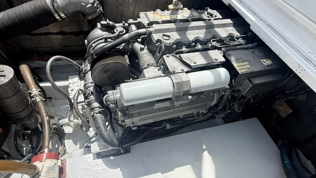 2002 Stamas 370 Express – Twin Yanmar 480 HP for sale in Panama, photo 3