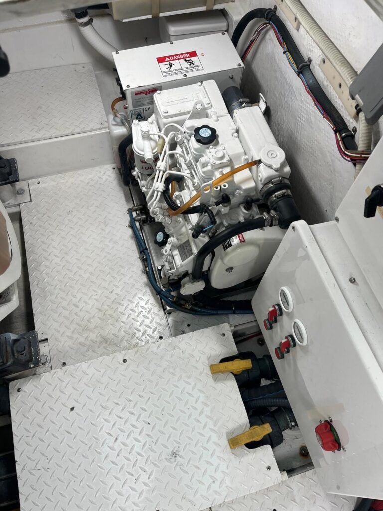 Gamefisher / Topaz 38 for sale in Panama, photo 15