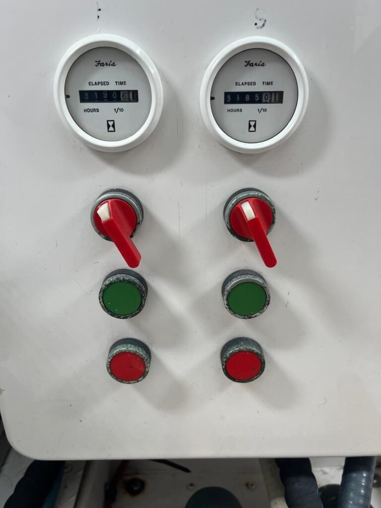 Gamefisher / Topaz 38 for sale in Panama, photo 17
